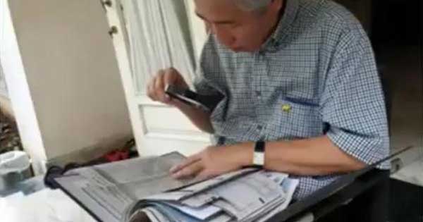Lo Kheng Hong membaca laporan keuangan